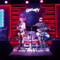 แสนสุข ผับ คาราโอเกะ อมตะชลบุรี