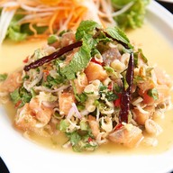 แสนสุข ผับ คาราโอเกะ อมตะชลบุรี