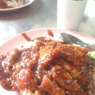 เมนูของร้าน ข้าวหมูแดงหมูกรอบ ศรีวัช เชิญชิม