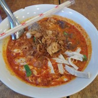 ก๋วยจั๊บเศรษฐี  หลังมอ