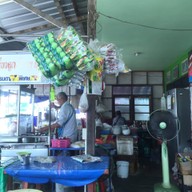 บรรยากาศ ป้าสิน อาหารตามสั่ง