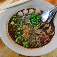 โกหมู ก๋วยเตี๋ยวเรือ  ภูเก็ต