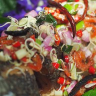 เมนูของร้าน สวนอาหารครัวร่มไม้ปลาเผา