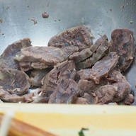 ก๋วยเตี๋ยวเนื้อ2เจ๊ นครนายก