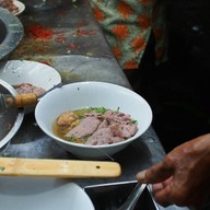 ก๋วยเตี๋ยวเนื้อ2เจ๊ นครนายก