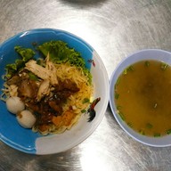 เมนูของร้าน กรหมี่ไก่