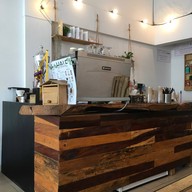 บรรยากาศ HALF Cafe And Studio