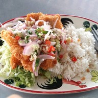 เมนูของร้าน ราดหน้าร้านชิ้งกี่ บางซื่อ