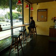 บรรยากาศ มิ่งมิตร (Mingmitr Coffee) รัตนโกสินทร์