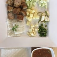 พรแหนมเนือง บางนา