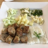 เมนูของร้าน พรแหนมเนือง บางนา