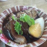 เมนูของร้าน ข้าวต้มปลาเฮียนุ