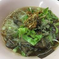 เมนูของร้าน ก๋วยเตี๋ยวเป็ดตุ๋น นนทบุรี
