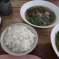 เมนูของร้าน ข้าวต้มปลาเฮียนุ