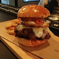 เมนูของร้าน Feed the Beast