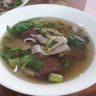 เมนูของร้าน ข้าวต้มปลาเฮียนุ