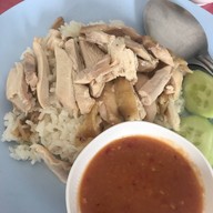 เจ๊เล็กข้าวมันไก่