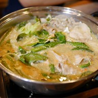 แจ่วฮ้อน โบราณ ตลาดนกฮูก