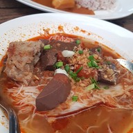 เมนูของร้าน ครัวบ้านคุ้ม & Coffee House กองบิน 41