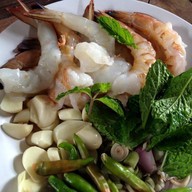 เมนูของร้าน จ่าต๋อยอาหารป่า