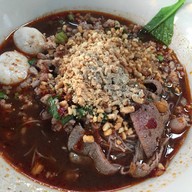 เมนูของร้าน ก๋วยเตี๋ยวเรือยดซดรสเด็ด ใต้หอแจน