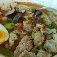 เมนูของร้าน โกหม่ำ ก๋วยเตี๋ยวหมูต้มยำ สาขา 2 สงขลา