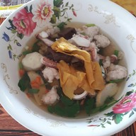 ยายไพ อาหารตามสั่ง