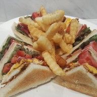 เมนูของร้าน Tops at Taste The Chill Pattaya