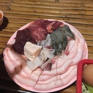 เมนูของร้าน เอ๋ บ้านนา จิ้มจุ่ม หมูกะทะ อาหารอีสาน