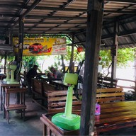 บรรยากาศ ครัวลูกเงาะ  สลกบาตร