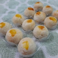 เค้กศุภวัลย์