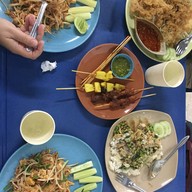 ผัดไทยสิบพี่น้อง