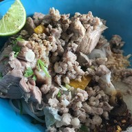 ก๋วยเตี๋ยวต้มยำตำลึงนายเอก ชะอำ เพชรบุรี สาขาเพชรบุรี ชะอำ