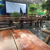 The Breeze Beergarden