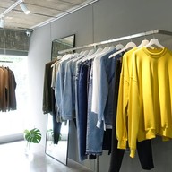 บรรยากาศ B Store