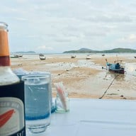 บรรยากาศ Pratuang Restaurant