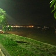 บรรยากาศ Pratuang Restaurant