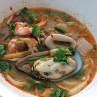 เมนูของร้าน พ.ศิลป์นาวา