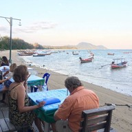 บรรยากาศ Pratuang Restaurant