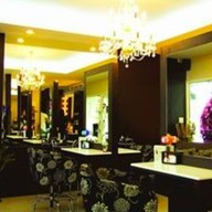 B Bow Professionnal Salon