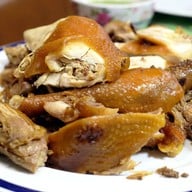 เมนูของร้าน ป้าติ๋มไก่ต้มน้ำปลา