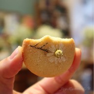 เมนูของร้าน Flower in Hand by P. Cafe