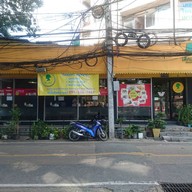 หน้าร้าน เด็กเส้น พหลโยธิน 33