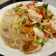 เมนูของร้าน เฟิร์น  เฟิร์น  สลัด   Fern Fern  salad  เฟริน์ เฟริน์ สลัด Fern Fern salad  ตลาดกรีนวิว สาย2