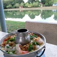 สโมสรฟ้านภาวี สอ.รฝ. สัตหีบ