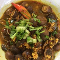 เมนูของร้าน ต๋อง เต็ม โต๊ะ นิมมานเหมินท์ ซอย 13