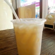 น้ำนี่สั่งเพราะว่าชื่อหลานเลยค่ะ รสชาติจะเป็นน้ำเก็กฮวยใส่นมหวานๆดี