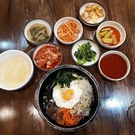 เมนูของร้าน SU RA KAN