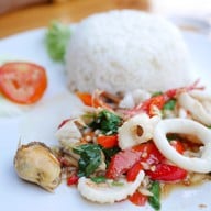 สเต็กฮัทตาป๋วย & เลอปลาแดก