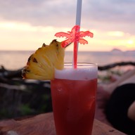 Banana Sunset Bar & Bungalow